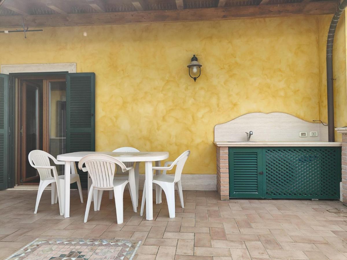 B&B Camera Delle Camelie Palestrina Bagian luar foto
