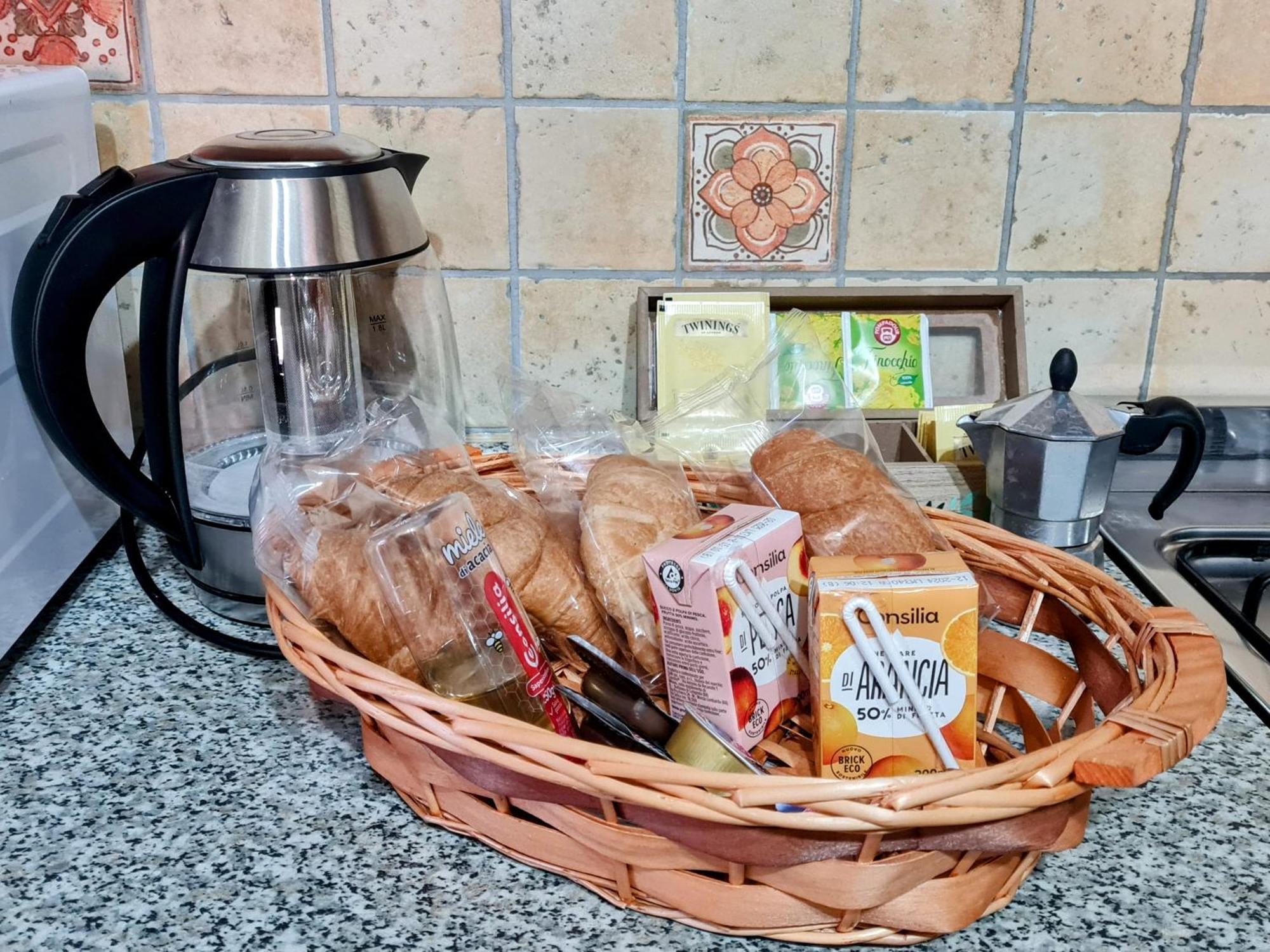 B&B Camera Delle Camelie Palestrina Bagian luar foto